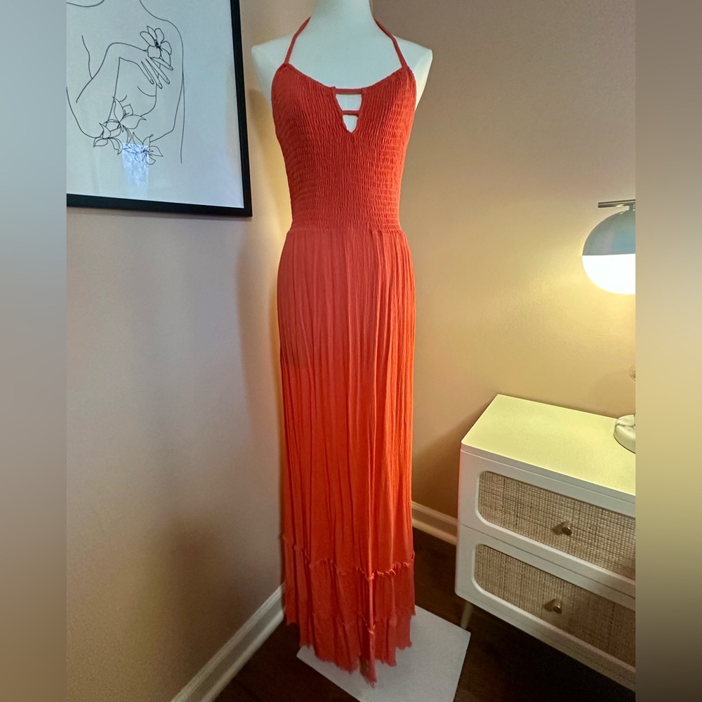 En Creme Vibrant Coral Halter Maxi Dress